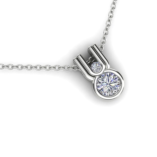 18ct White Gold Diamond Pendant