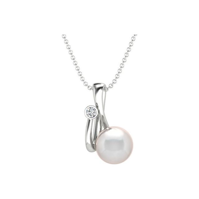 18ct White Gold Pearl & Diamond Pendant