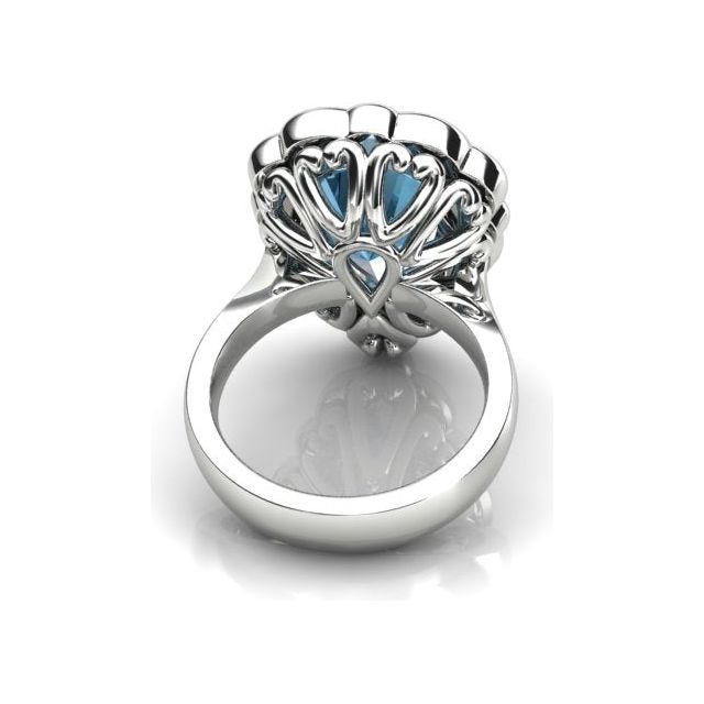 18ct White Gold 6.59ct Aquamarine & Diamond Halo-Style Dress Ring